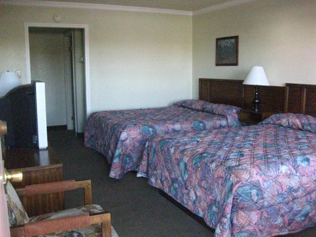 Desert Inn Motel บาร์สโตว์ ห้อง รูปภาพ